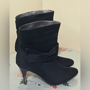 Pure Alfred Sung Elegant Black Ankle Boots Size 8